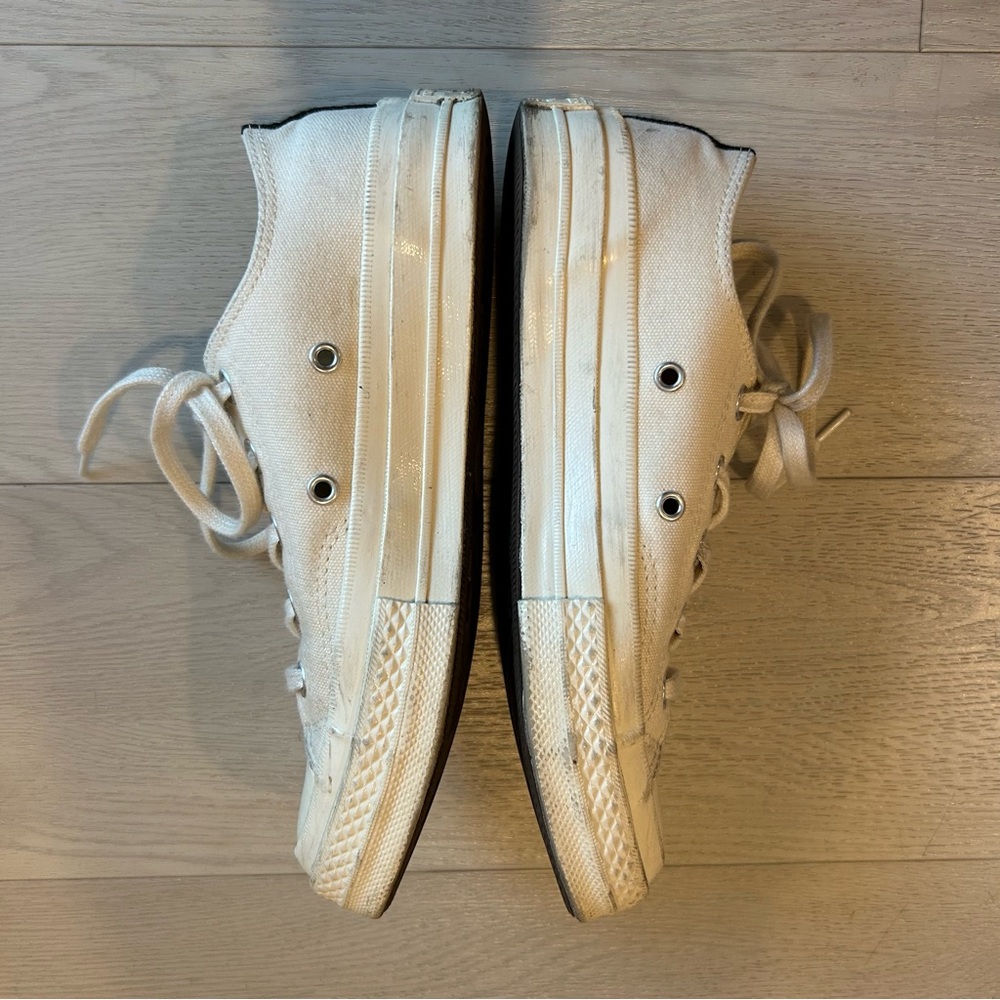 Converse Comme Des Garçons PLAY Low-Top Sneakers Women’s Size 6 - Picture 9 of 12
